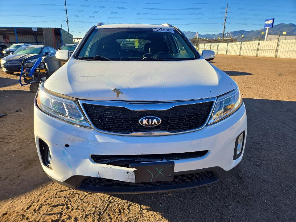 Снимка 5 от търг – 2015 KIA SORENTO с VIN 5XYKTCA68FG570643