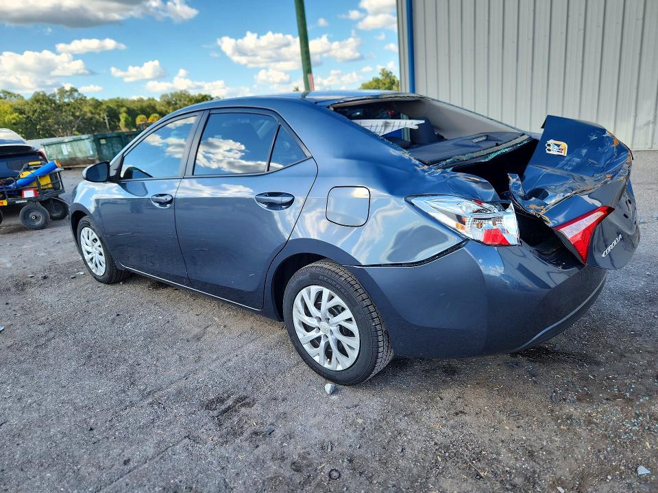 Снимка 2 от търг – 2018 TOYOTA COROLLA с VIN 5YFBURHE9JP837144