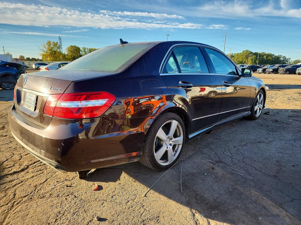 Photo 3 from auction – 2012 MERCEDES-BENZ E with VIN WDDHF8JBXCA630032