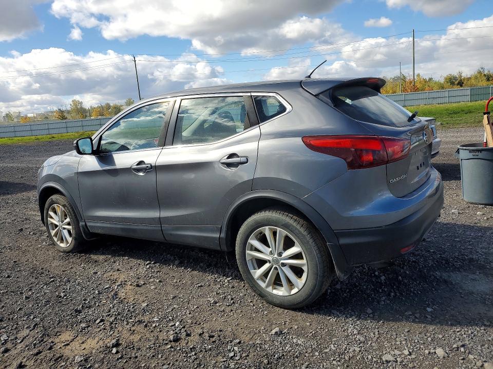 Снимка 2 от търг – 2018 NISSAN ROGUE SPORT с VIN JN1BJ1CR7JW209792