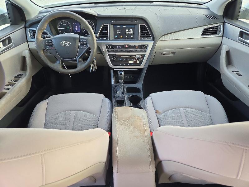Снимка 8 от търг – 2017 HYUNDAI SONATA с VIN 5NPE24AA6HH446408