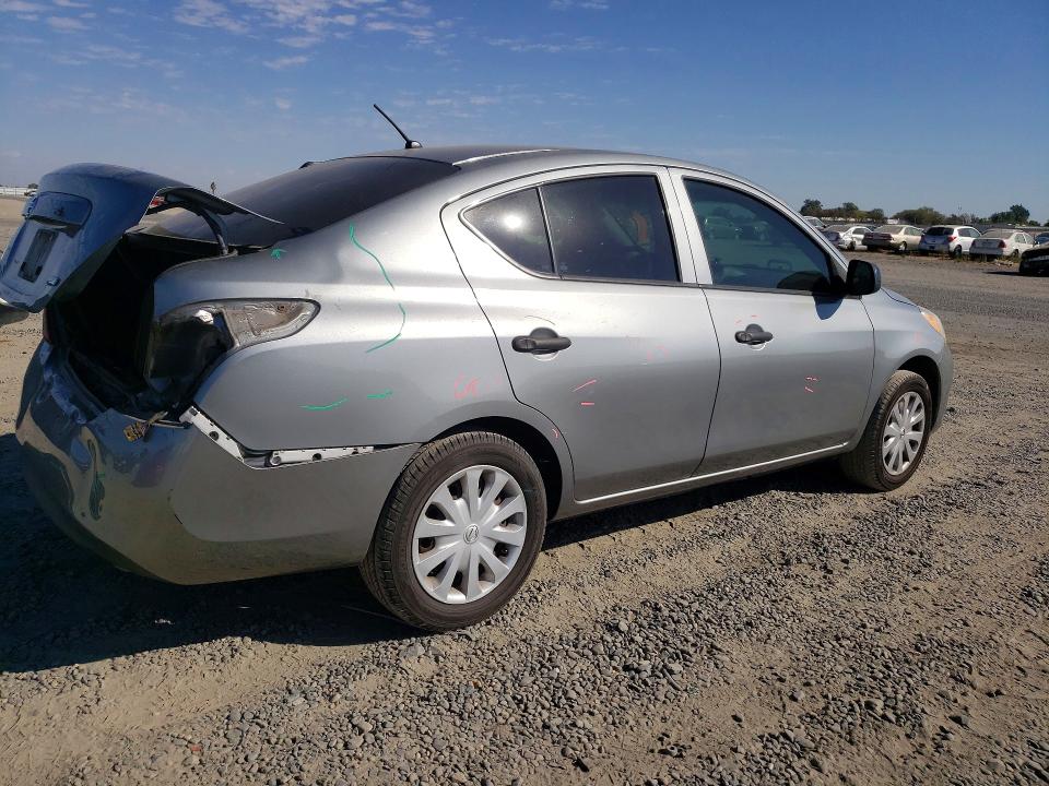 Снимка 3 от търг – 2014 NISSAN VERSA с VIN 3N1CN7AP1EL824699