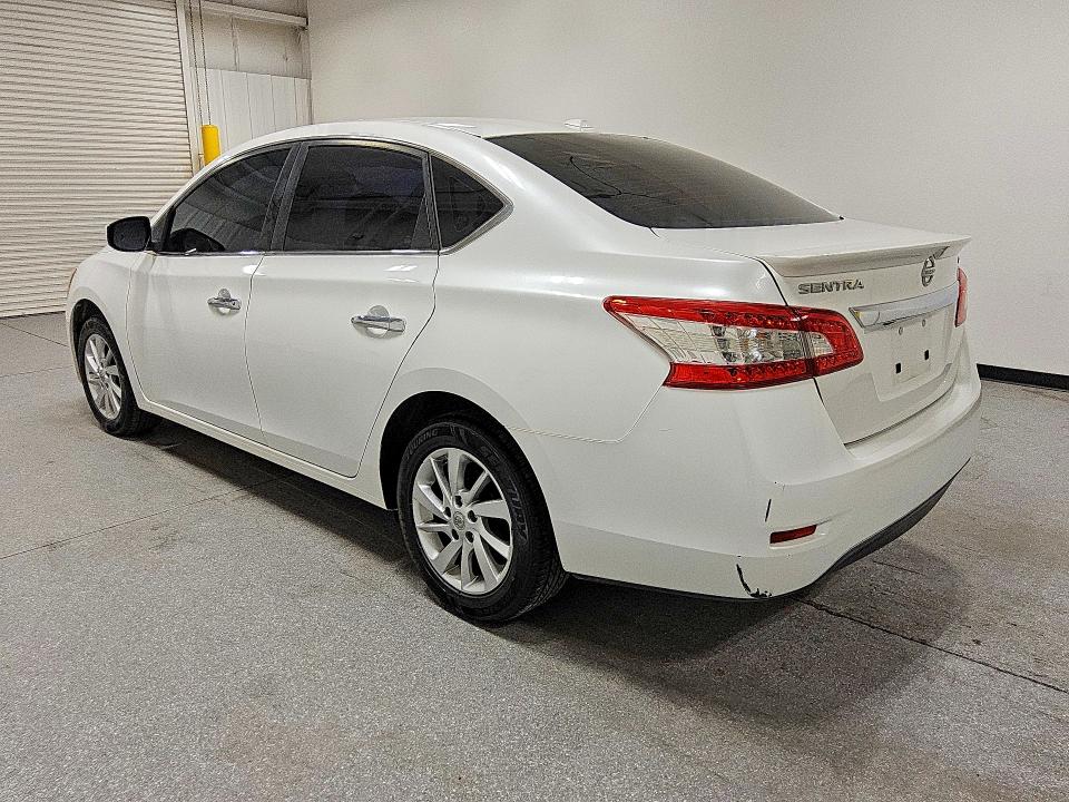 Photo 2 from auction – 2015 NISSAN SENTRA with VIN 3N1AB7AP2FY368636