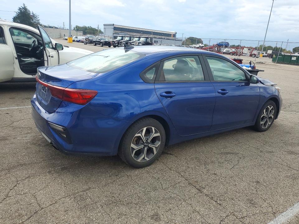 Фото 3 с аукциона – 2020 KIA FORTE с VIN 3KPF24AD3LE210777