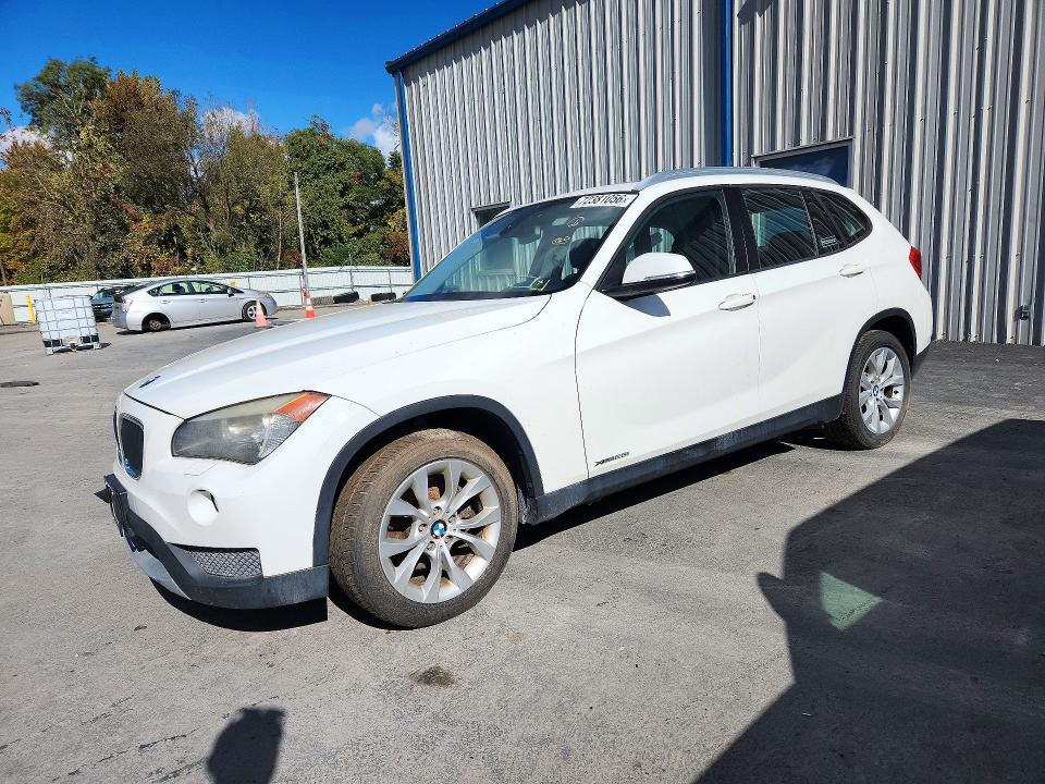 BMW X1 2014 с VIN WBAVL1C58EVY13524 - Фото с аукциона