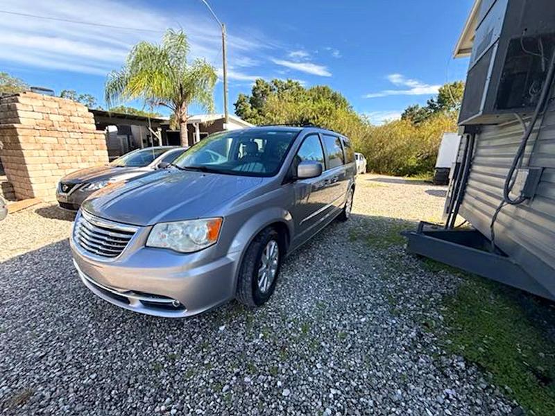 Снимка 2 от търг – 2014 CHRYSLER TOWN & COUNTRY с VIN 2C4RC1BG9ER277807