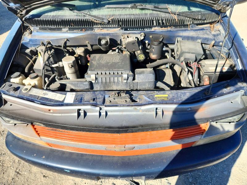 Снимка 12 от търг – 2000 CHEVROLET ASTRO с VIN 1GNEL19W1YB192188