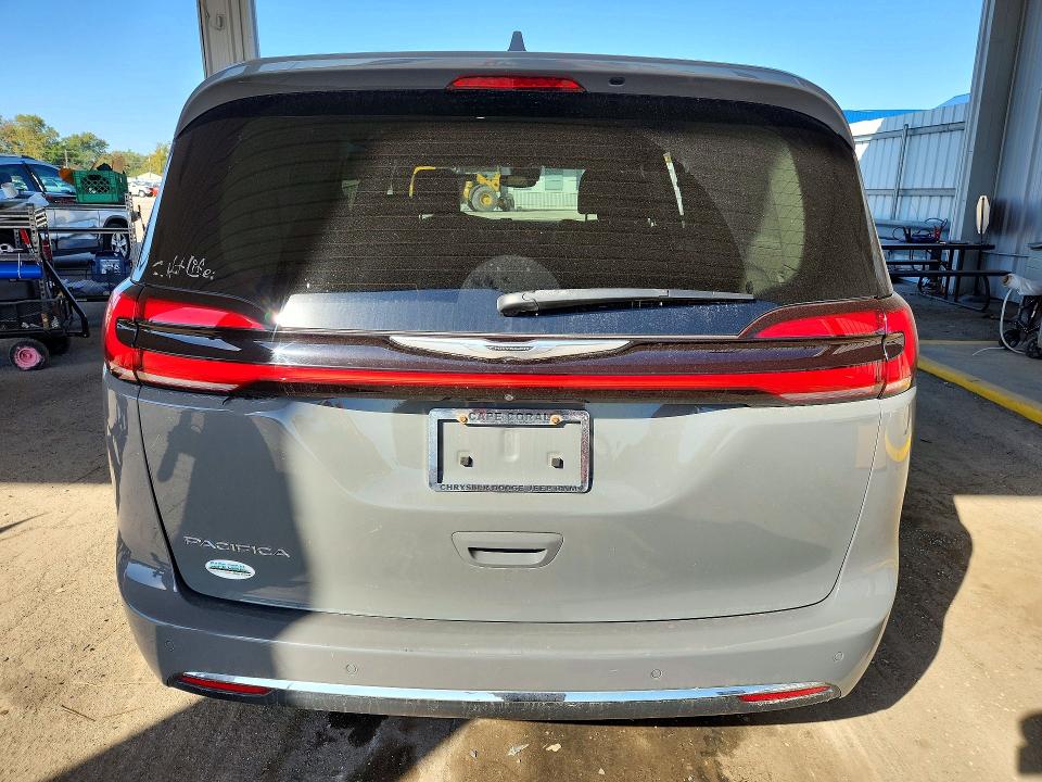 Foto 6 de la subasta – 2021 CHRYSLER PACIFICA con VIN 2C4RC1BG6MR576220