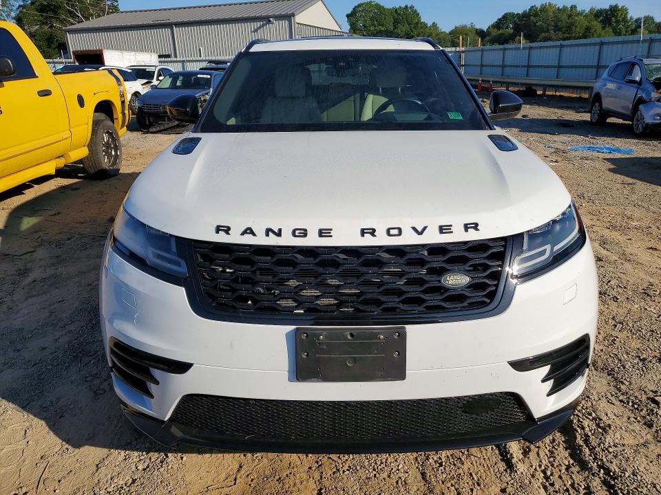 Photo 5 from auction – 2018 LAND ROVER RANGE ROVER VELAR with VIN SALYM2RV4JA750104