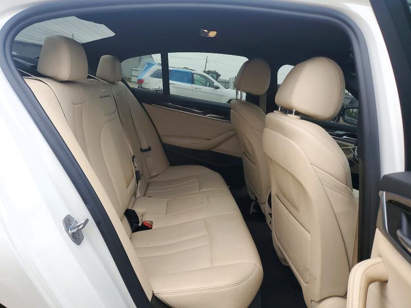 Снимка 10 от търг – 2019 BMW 530 с VIN WBAJA5C59KWW49587