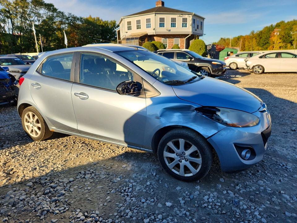 Foto 4 de la subasta – 2013 MAZDA MAZDA2 con VIN JM1DE1LY4D0158065