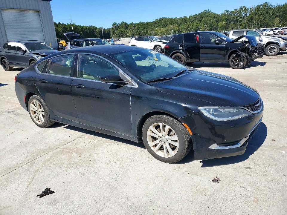 Снимка 4 от търг – 2015 CHRYSLER 200 с VIN 1C3CCCAB3FN751664