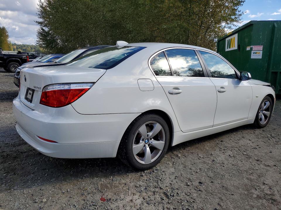 Foto 3 de la subasta – 2010 BMW 528 con VIN WBANU5C57AC363858