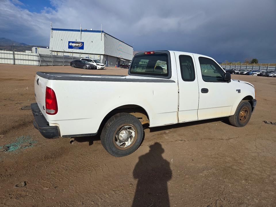 Photo 3 from auction – 2004 FORD F-150 HERITAGE with VIN 2FTRX17W74CA68491