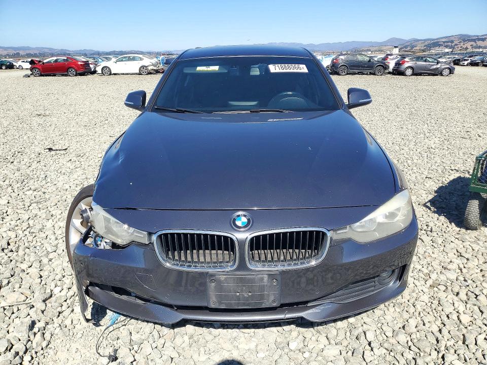 Снимка 5 от търг – 2014 BMW 320 с VIN WBA3B1C53EK133848