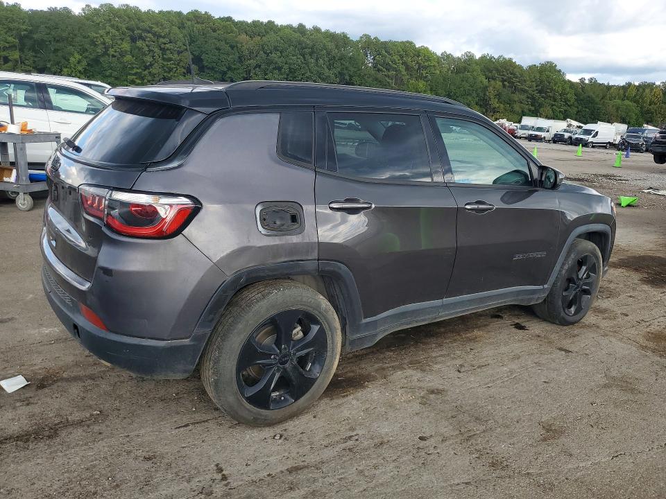 Photo 3 from auction – 2020 JEEP COMPASS with VIN 3C4NJCBBXLT205755