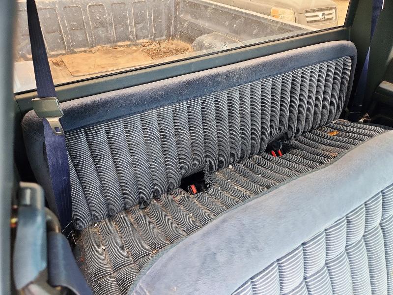 Снимка 10 от търг – 1991 GMC SIERRA с VIN 2GTEC19K1M1531340
