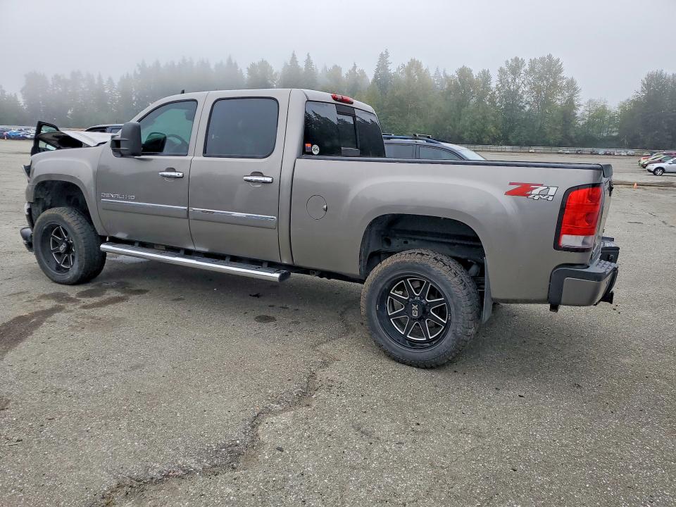 Снимка 2 от търг – 2013 GMC SIERRA с VIN 1GT125E83DF155090