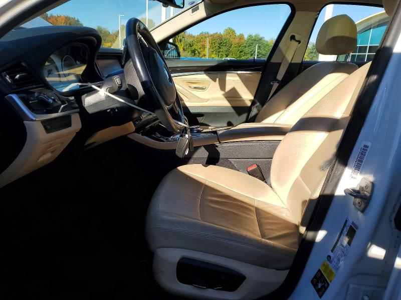 Photo 7 from auction – 2016 BMW 535 with VIN WBA5B3C50GG258039