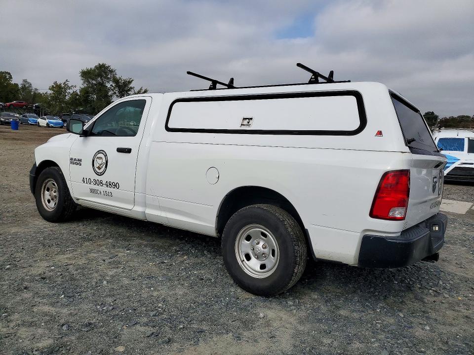 Снимка 2 от търг – 2018 RAM 1500 с VIN 3C6JR6DG9JG210301