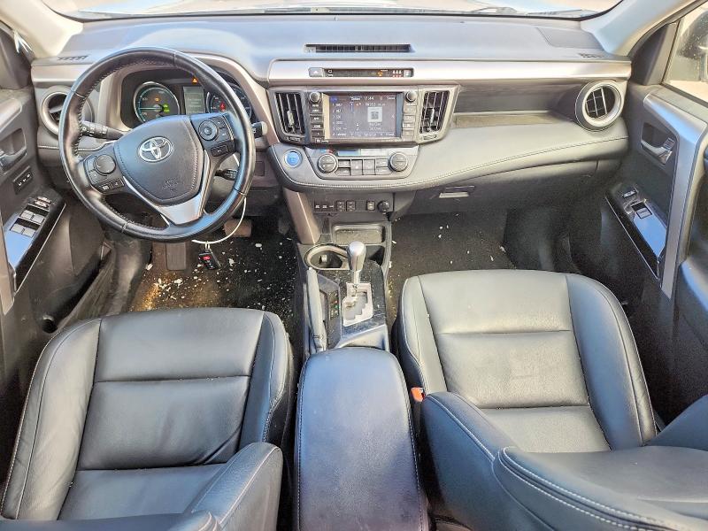 Снимка 8 от търг – 2017 TOYOTA RAV4 HV с VIN JTMDJREV4HD130049