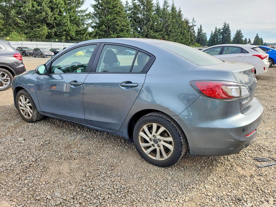 صورة رقم 2 من المزاد - 2013 MAZDA 3 مع VIN JM1BL1V74D1805561