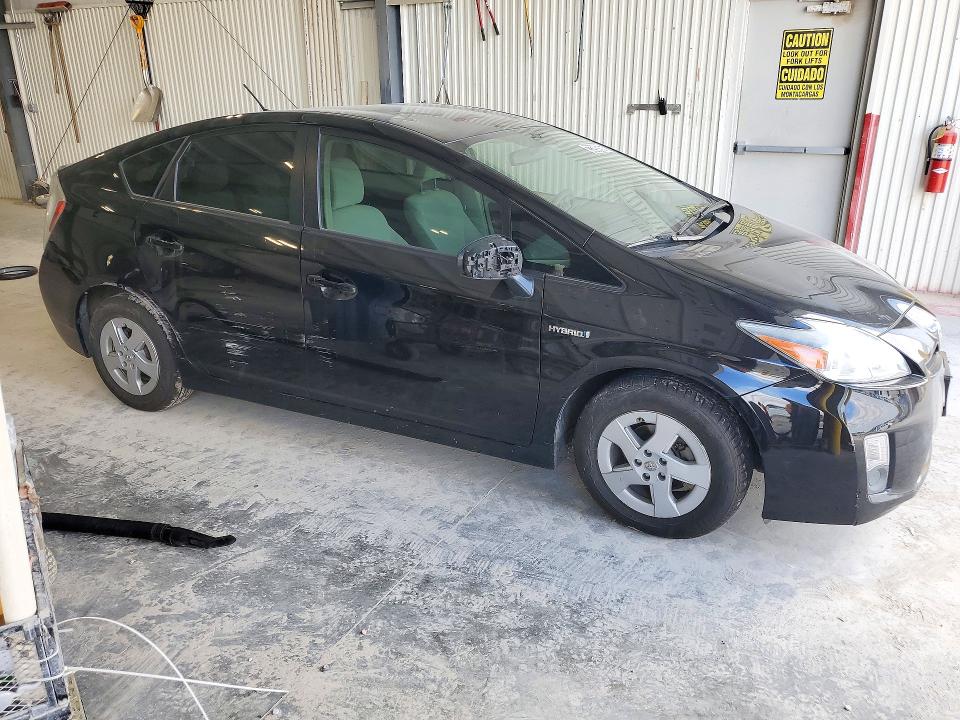 Photo 4 from auction – 2011 TOYOTA PRIUS with VIN JTDKN3DU9B5334526