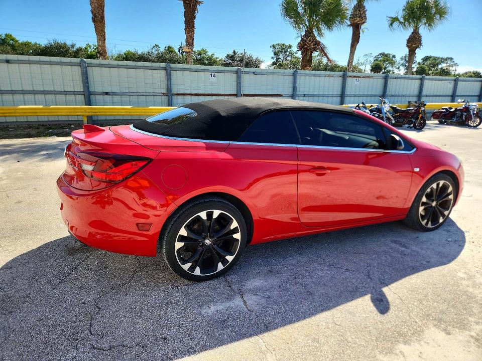 Снимка 3 от търг – 2018 BUICK CASCADA с VIN W04WJ3N53JG064890