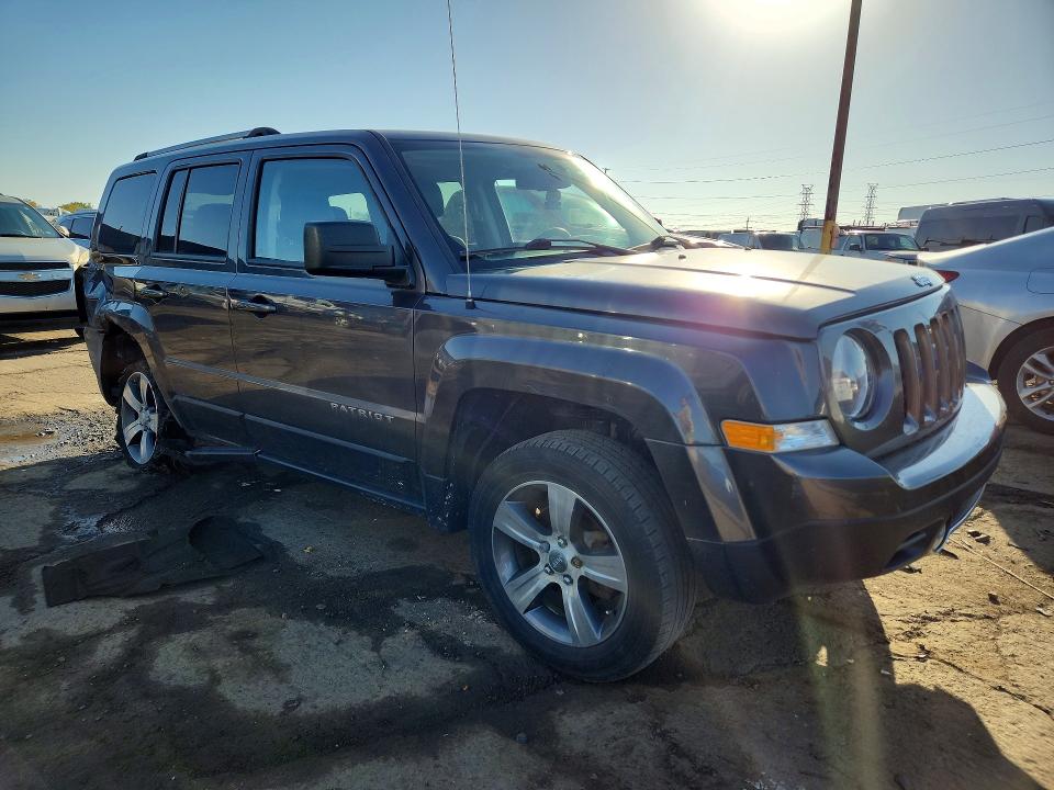 Снимка 4 от търг – 2016 JEEP PATRIOT с VIN 1C4NJRFB3GD658866