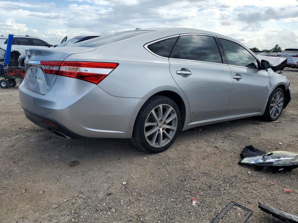Снимка 3 от търг – 2015 TOYOTA AVALON с VIN 4T1BK1EB4FU165405