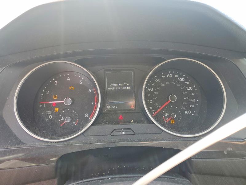 Photo 9 from auction – 2018 VOLKSWAGEN TIGUAN with VIN 3VV2B7AX3JM092339