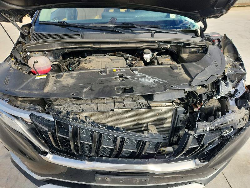 Photo 12 from auction – 2024 KIA CARNIVAL with VIN KNDNC5H31R6317210