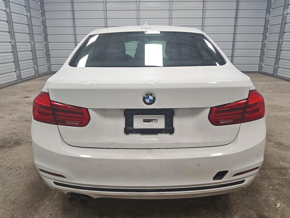 Photo 6 from auction – 2017 BMW 330 with VIN WBA8B9G30HNU56237