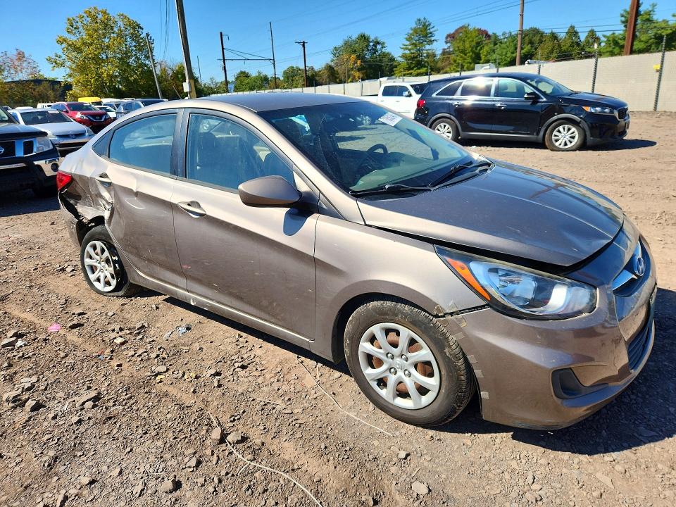 Снимка 4 от търг – 2014 HYUNDAI ACCENT с VIN KMHCT4AE8EU692817