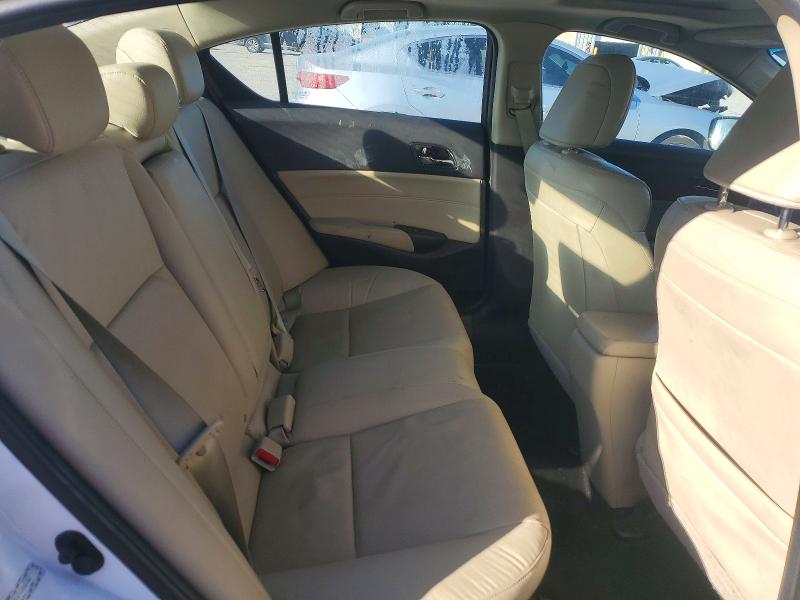 Photo 10 from auction – 2015 ACURA ILX with VIN 19VDE1F55FE007353