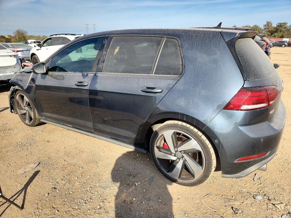 Снимка 2 от търг – 2019 VOLKSWAGEN GTI с VIN 3VW6T7AU9KM037007