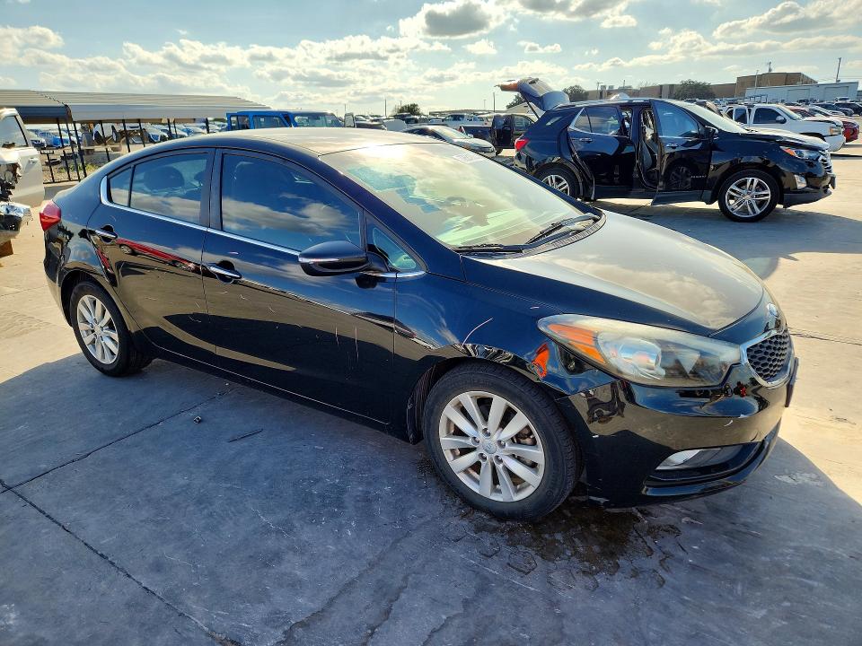 Фото 4 с аукциона – 2014 KIA FORTE с VIN KNAFX4A84E5053227