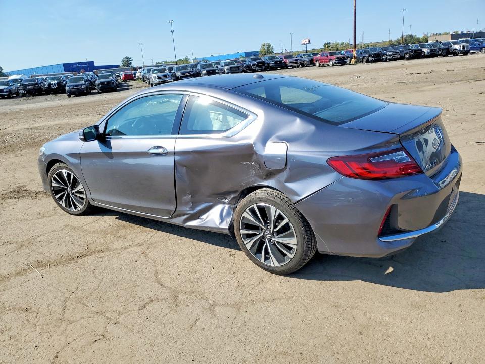 Снимка 2 от търг – 2017 HONDA ACCORD с VIN 1HGCT1B8XHA005999