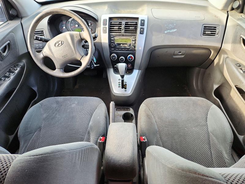 Снимка 8 от търг – 2006 HYUNDAI TUCSON с VIN KM8JN72D86U334563