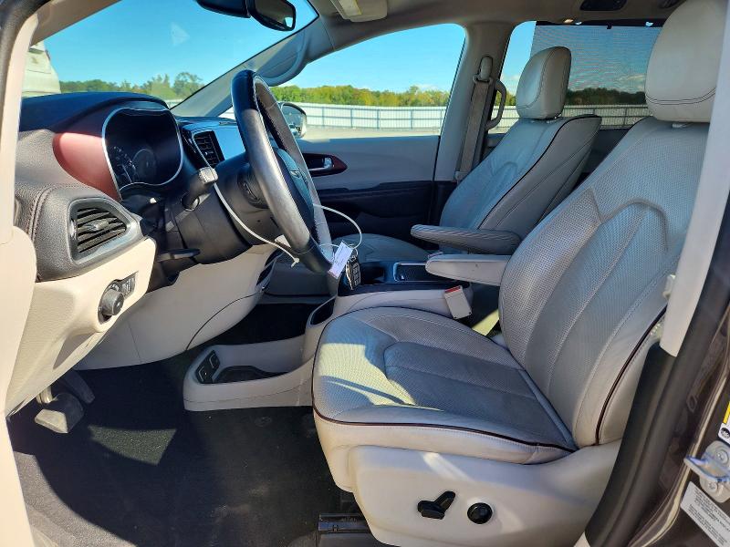 Снимка 7 от търг – 2017 CHRYSLER PACIFICA с VIN 2C4RC1GG0HR788013