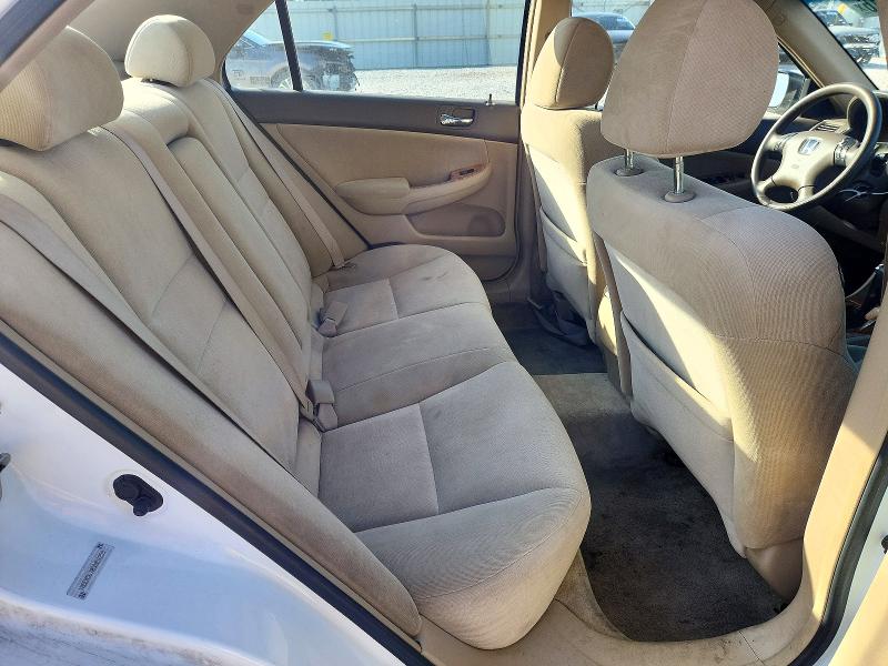 Снимка 10 от търг – 2005 HONDA ACCORD с VIN 1HGCM56705A051259
