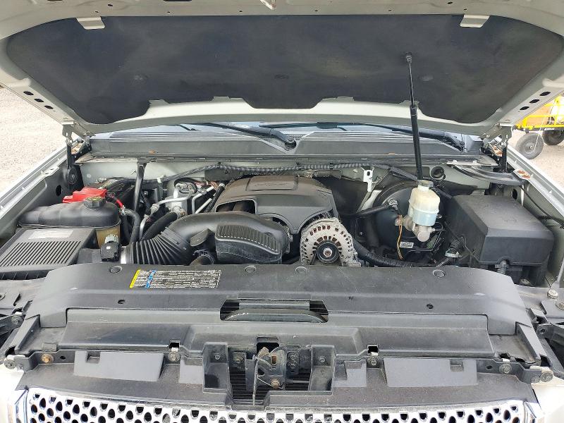 Photo 12 from auction – 2010 GMC YUKON with VIN 1GKUCEEF1AR226097