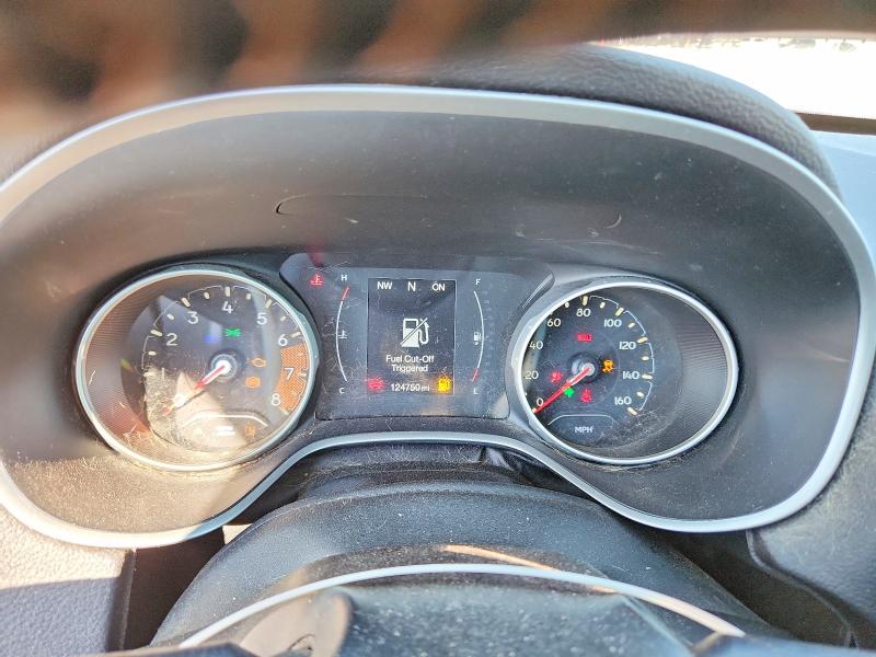 Foto 9 de la subasta – 2018 JEEP COMPASS con VIN 3C4NJDBB7JT423333