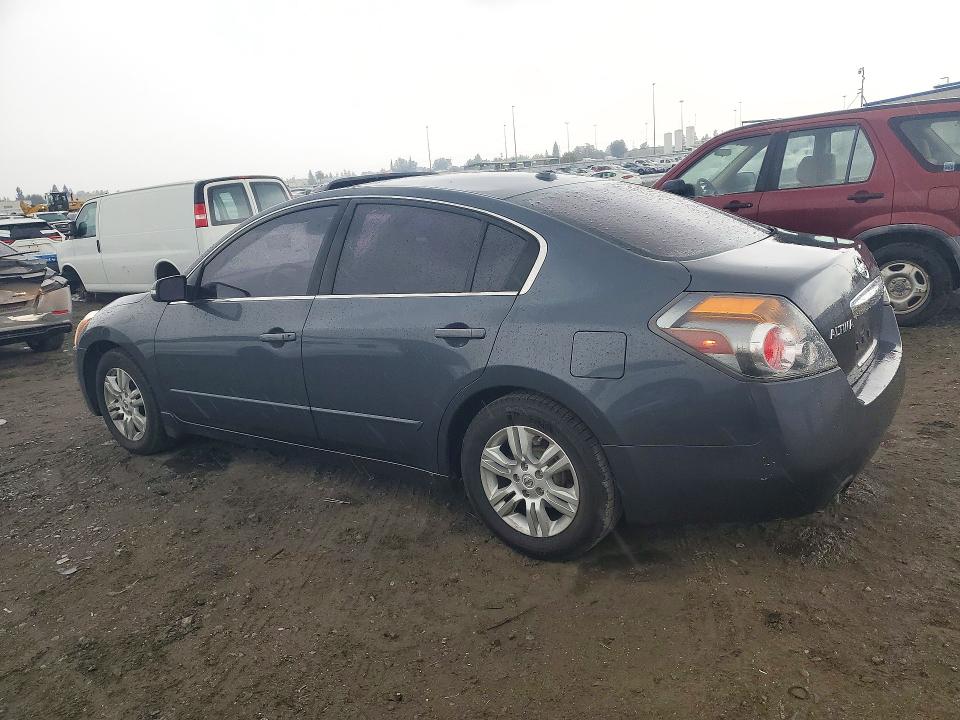 Снимка 2 от търг – 2012 NISSAN ALTIMA с VIN 1N4AL2AP2CC155970