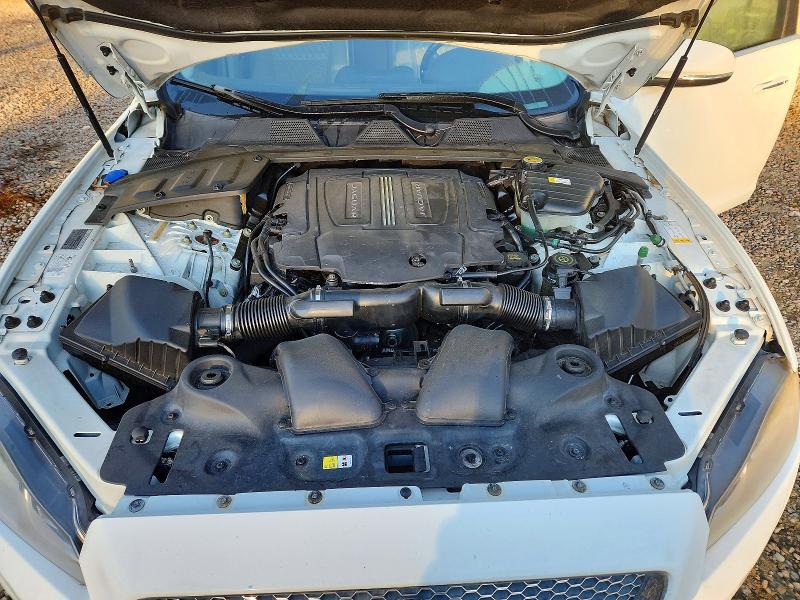 Photo 11 from auction – 2016 JAGUAR XJL with VIN SAJWJ2GD8G8V99450