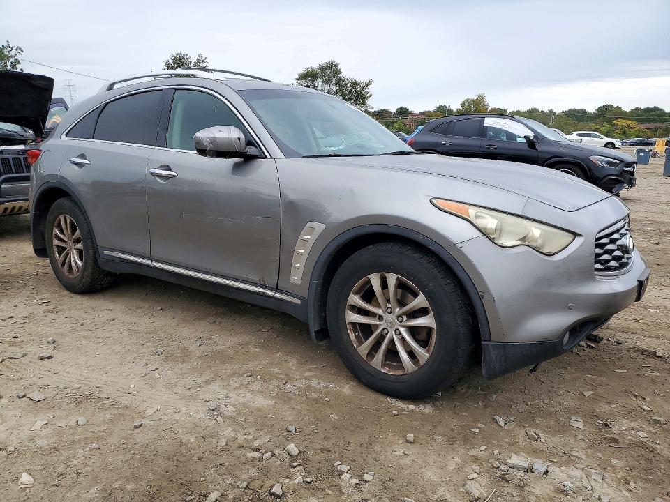 Снимка 4 от търг – 2009 INFINITI FX35 с VIN JNRAS18W39M157878