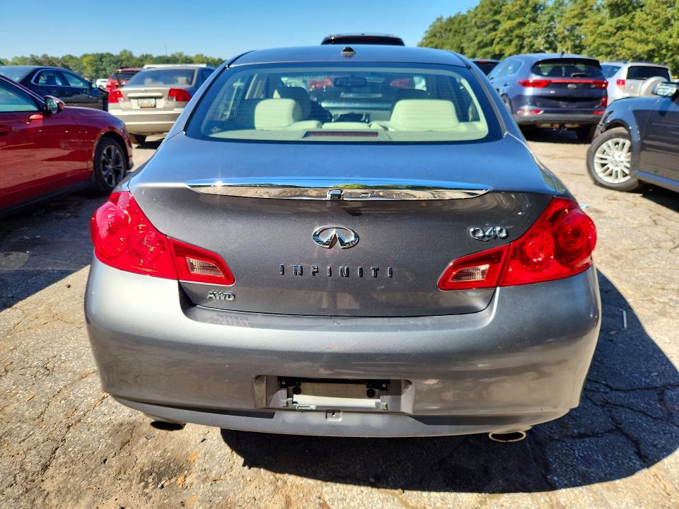 Photo 6 from auction – 2015 INFINITI Q40 with VIN JN1CV6AR6FM521906