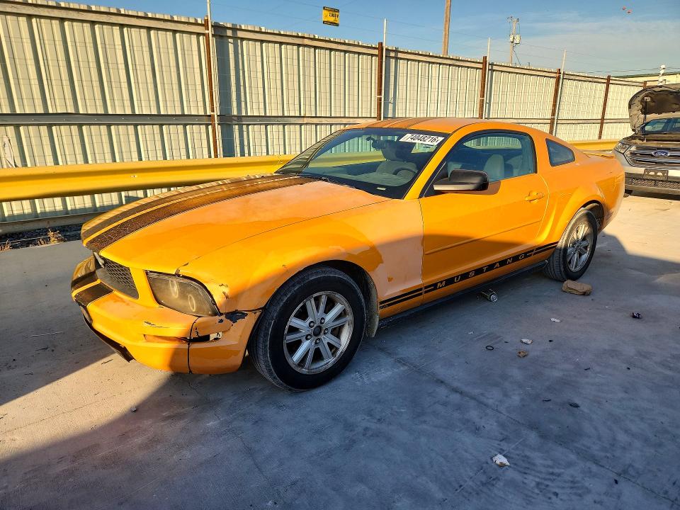 FORD MUSTANG 2007 with VIN 1ZVFT80N975210926 - Photo from auction