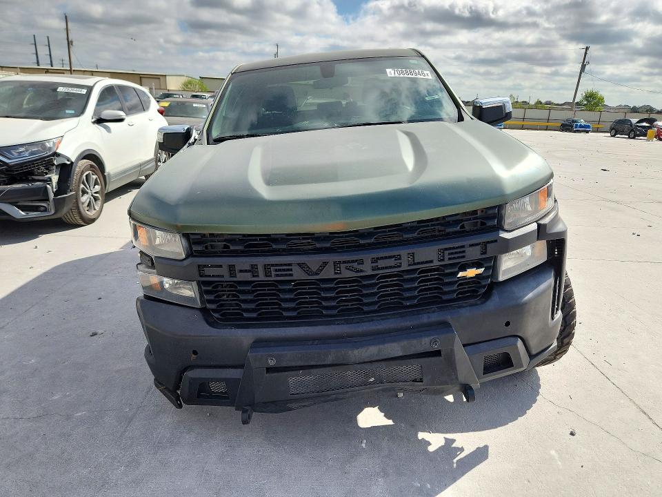 Снимка 5 от търг – 2021 CHEVROLET SILVERADO с VIN 1GCRWAEF2MZ264041