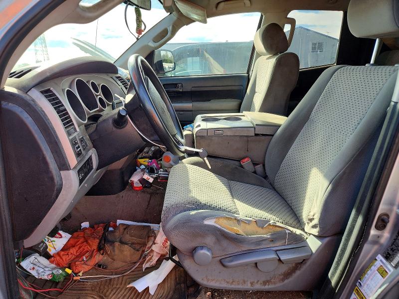 Снимка 7 от търг – 2011 TOYOTA TUNDRA с VIN 5TFUM5F14BX022614